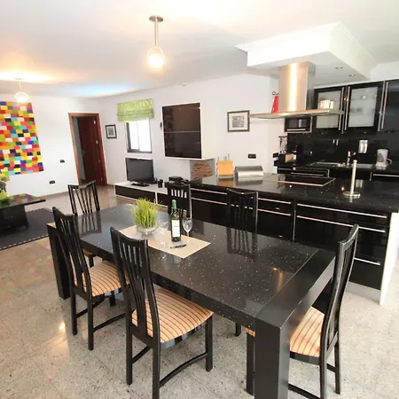Tota By Interhome *