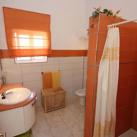 Tota By Interhome